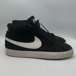 Nike SB Zoom Blazer Mid Shoes Mens Size 11 Black White Classic Sneaker 864349-00